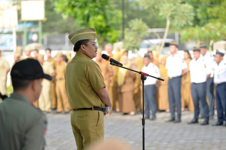 Sekda pimpin apel pagi Dishub (3)