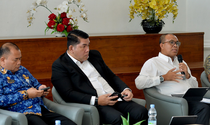 Konferensi Pers kantor Gubernur (5) (1)
