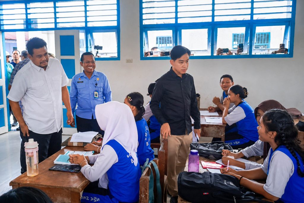 Kunjungan Wapres SMA 1 Barus 2