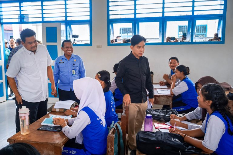 Kunjungan Wapres SMA 1 Barus 2