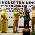 Pj Sekda Timur Tumanggor - Pelatihan & Sertifikasi Mediator -4.jpg