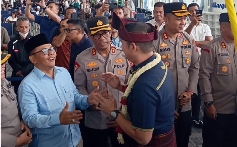 SAMBUT KAPOLDA BARU 1